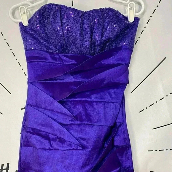 Ruby & Rox Strapless Purple Cocktail Party Dress - Picture 3 of 6